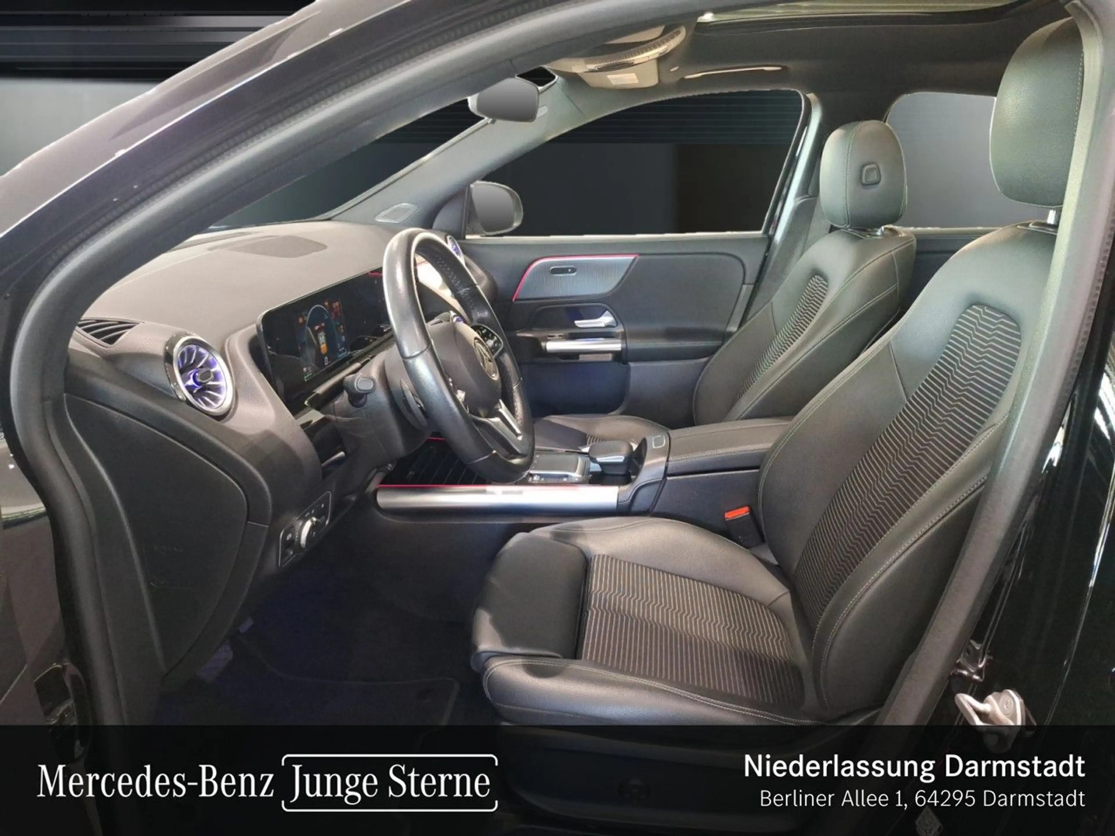 Mercedes-Benz EQA 250 PROG+PANO+MEMORY+SPUR — photo 12