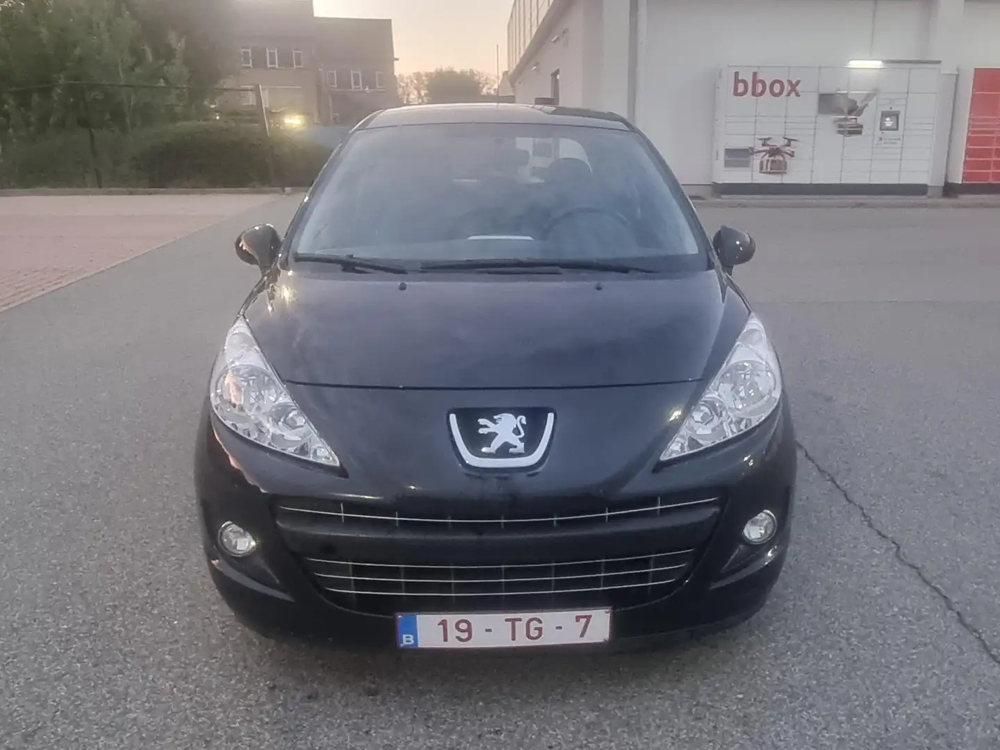 Peugeot 207 1.4i 16v Sporty 1 er PROPRIÉTAIRE... Schwarz - 2