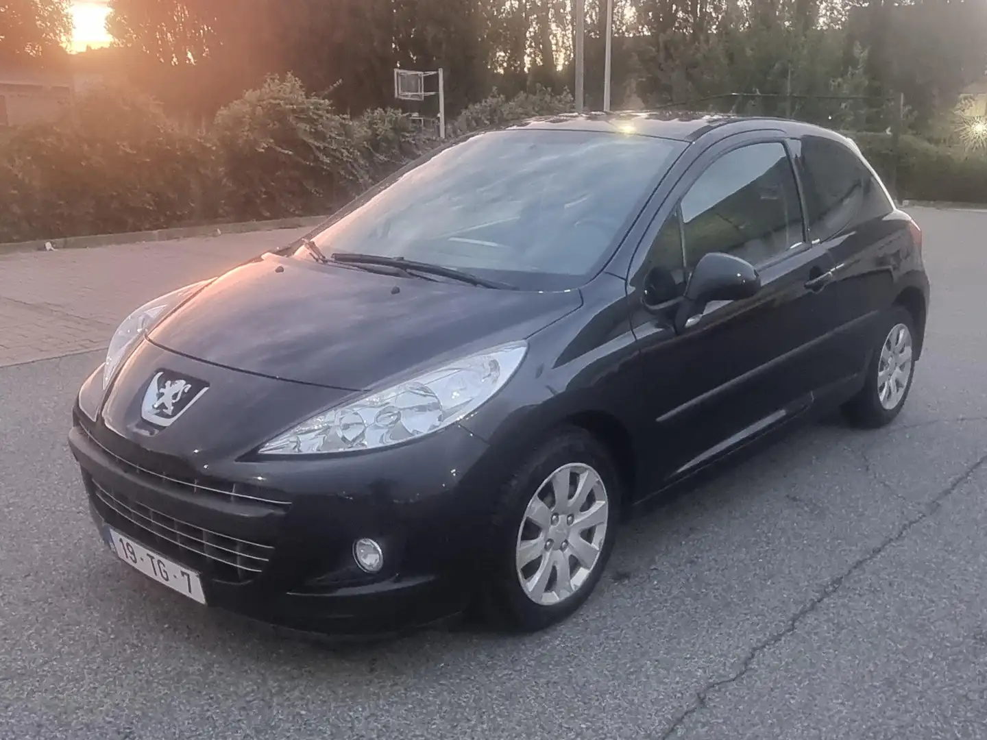 Peugeot 207 1.4i 16v Sporty 1 er PROPRIÉTAIRE... Schwarz - 1