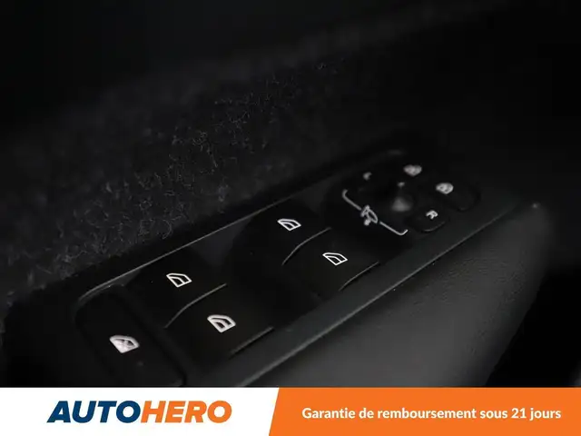Volvo XC40 view 27