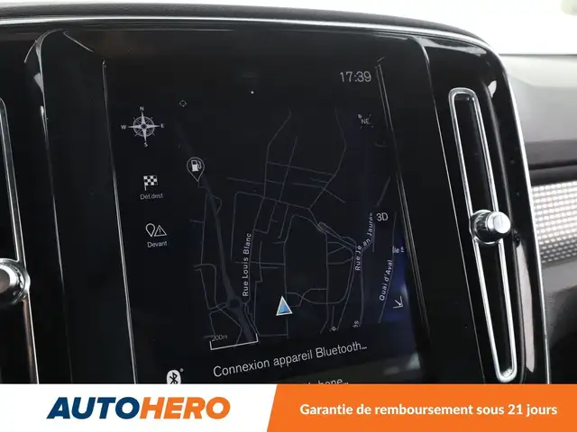 Volvo XC40 view 23