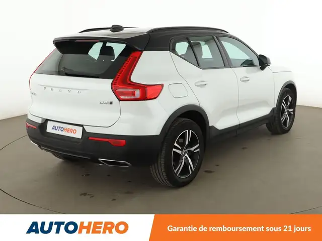 Volvo XC40 view 6