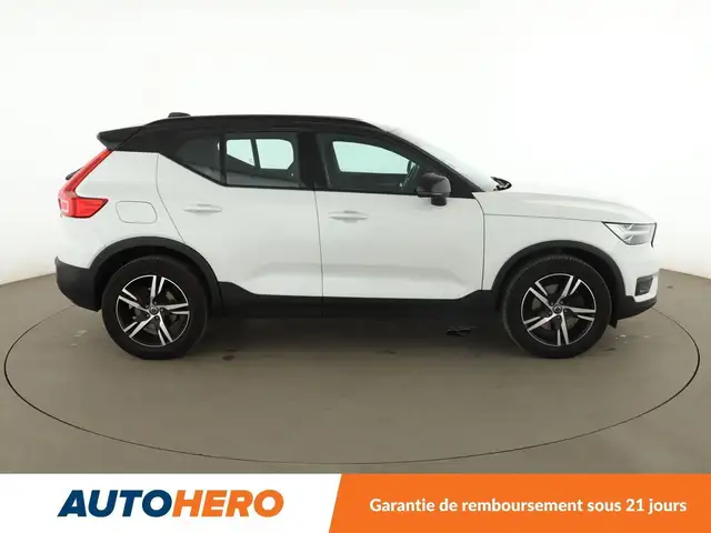 Volvo XC40 view 7