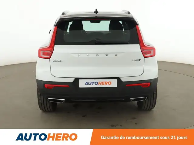 Volvo XC40 view 5