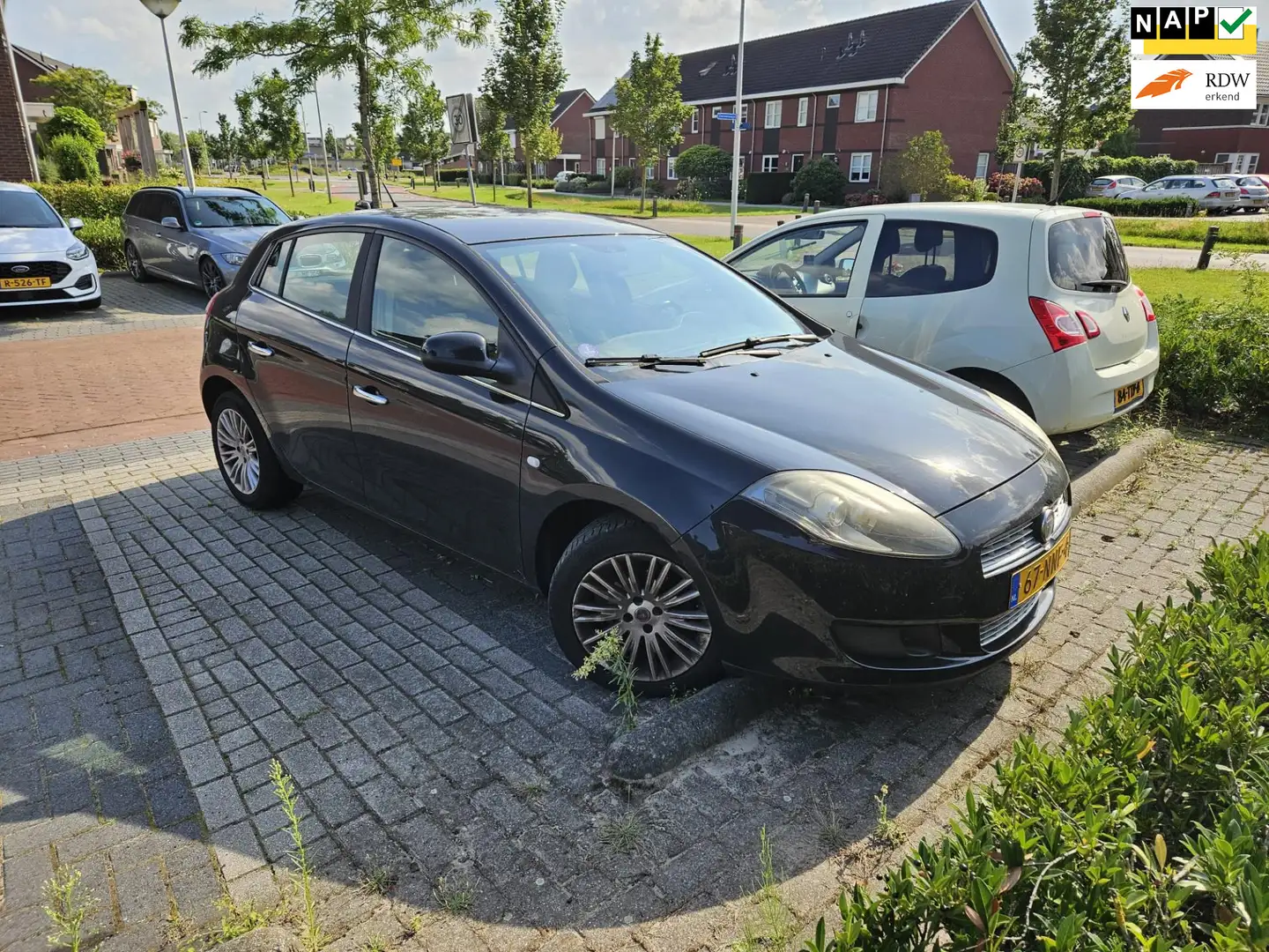 Fiat Bravo 1.4 Dynamic 5-deurs AIRCO Zwart - 1