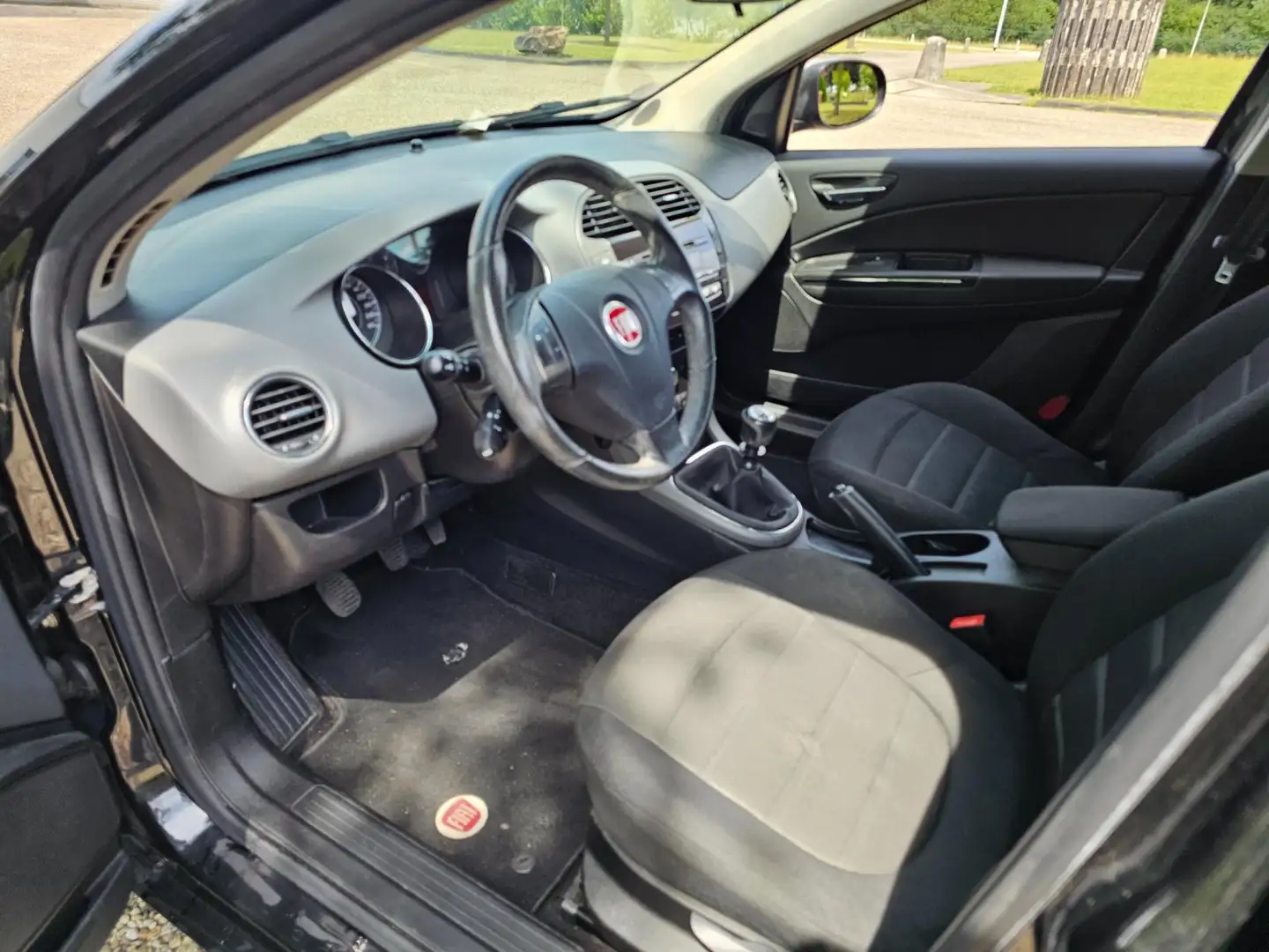 Fiat Bravo 1.4 Dynamic 5-deurs AIRCO Noir - 2