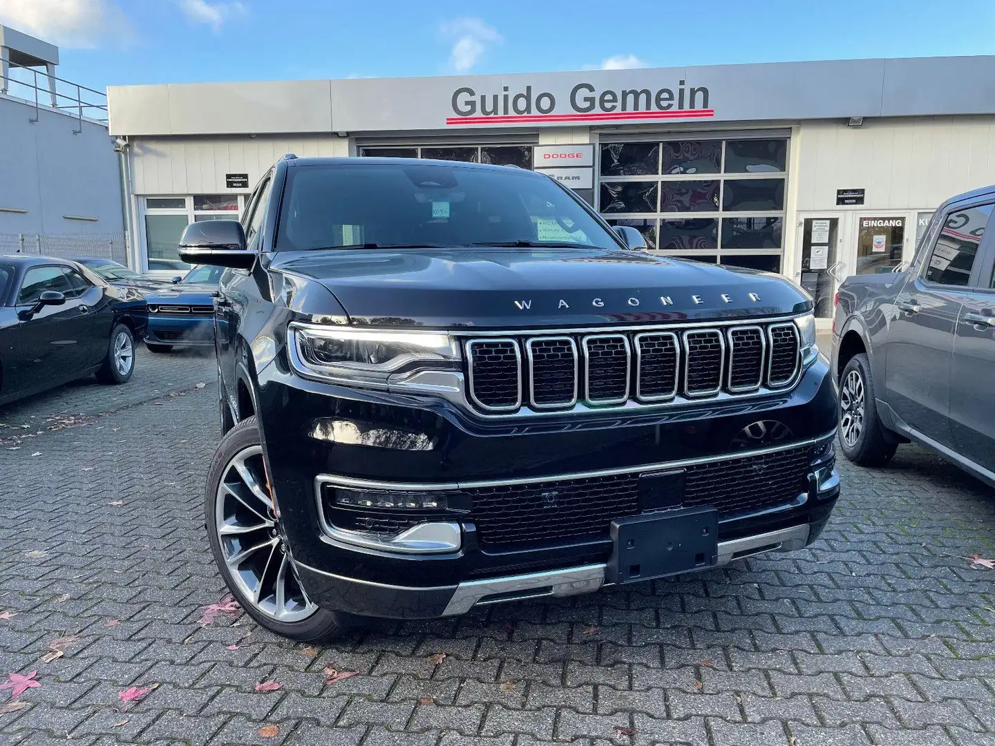 Jeep Wagoneer Series III 5.7 V8 HEMI eTorque Panoramadach + elek Negro - 2