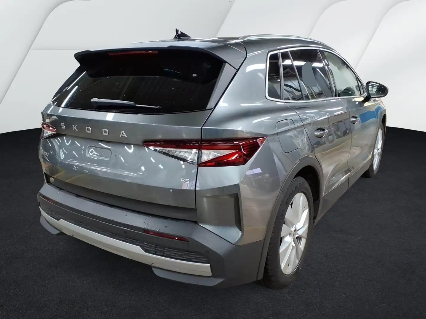Skoda Elroq 85 Loft AHK|ACC|MATRX|WPumpe|RCam|LenkHz Grau - 2