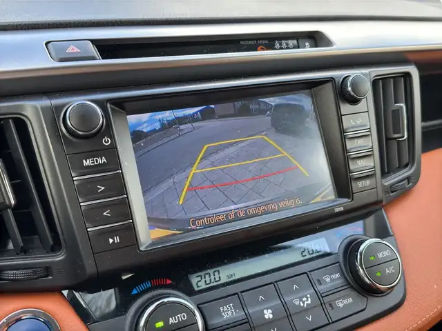 Toyota RAV4 view 18