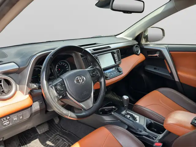 Toyota RAV4 view 13