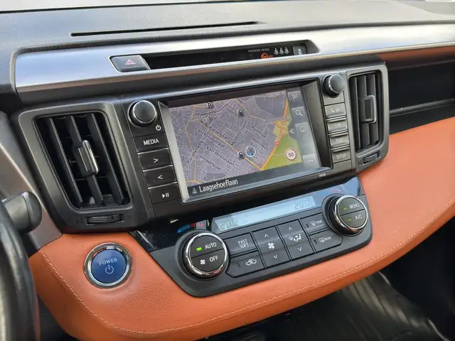 Toyota RAV4 view 17