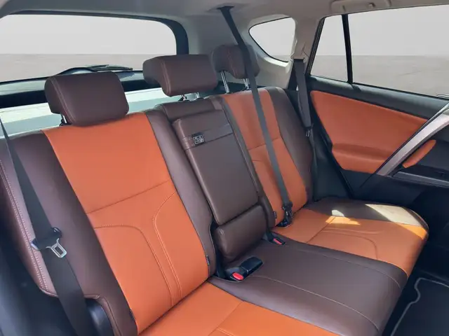Toyota RAV4 view 26