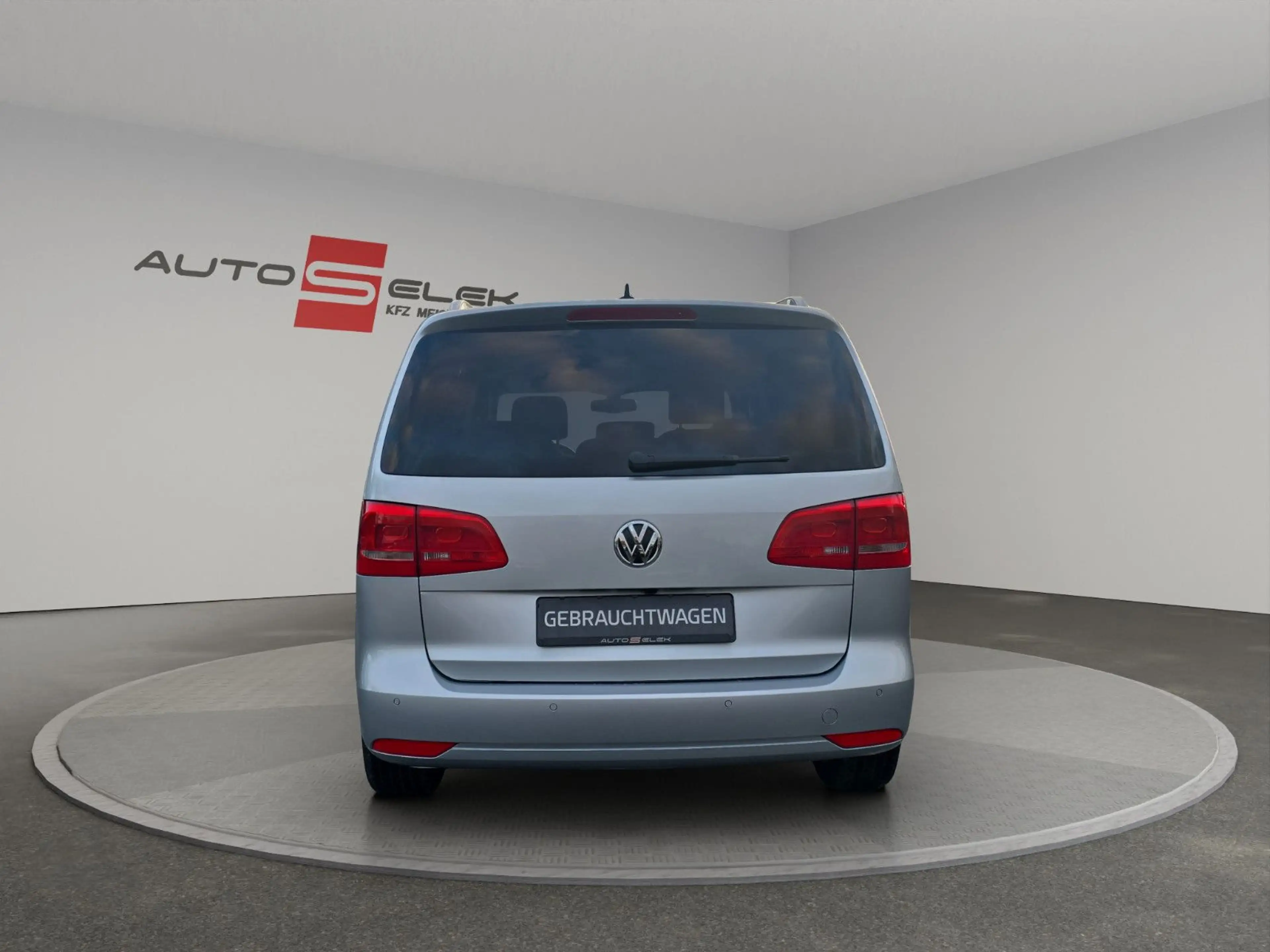 Volkswagen Touran Life/DSG/Rückfahrkamera/Automatik/AHK — photo 4