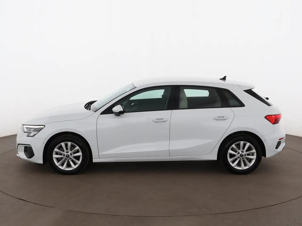 Audi A3 SB 30 TDI LED LEDER NAVI SITZHZG R-CAM ASSIST, миниатюра 5
