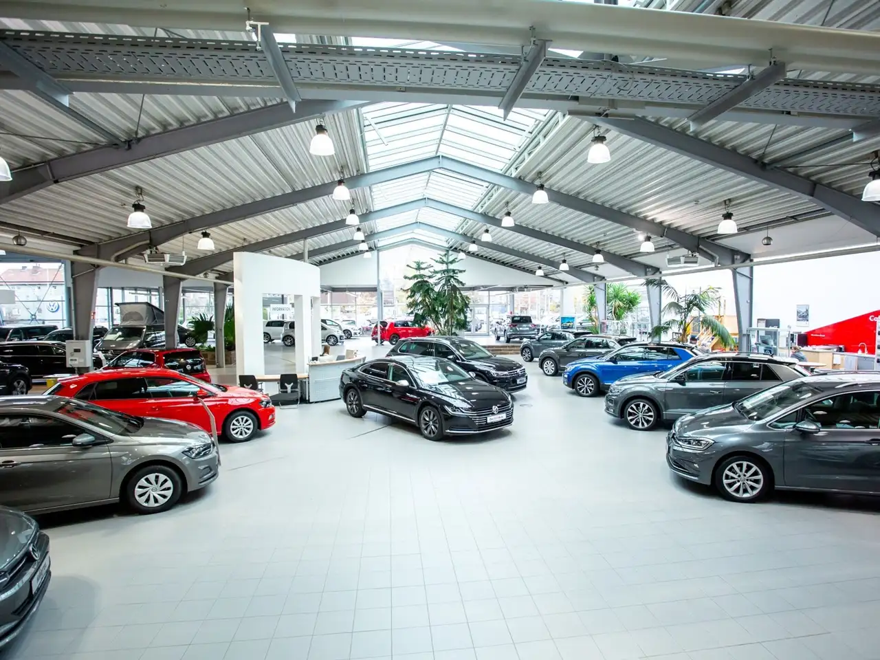 Volkswagen Golf R-LINE BLACK STYLE 1.5 ETSI DSG Sportpaket 19