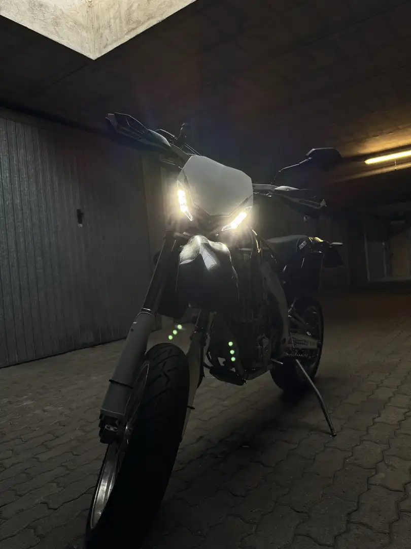 Honda CRF 450 hm motard - 2
