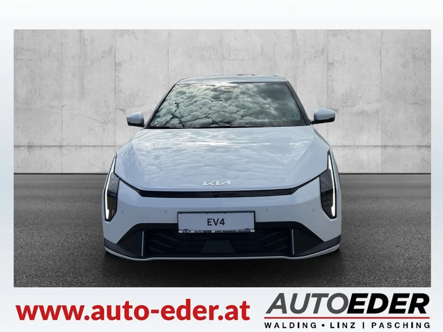 Kia EV4 HB FWD 81,4kWh Earth Plus Weiß - 2