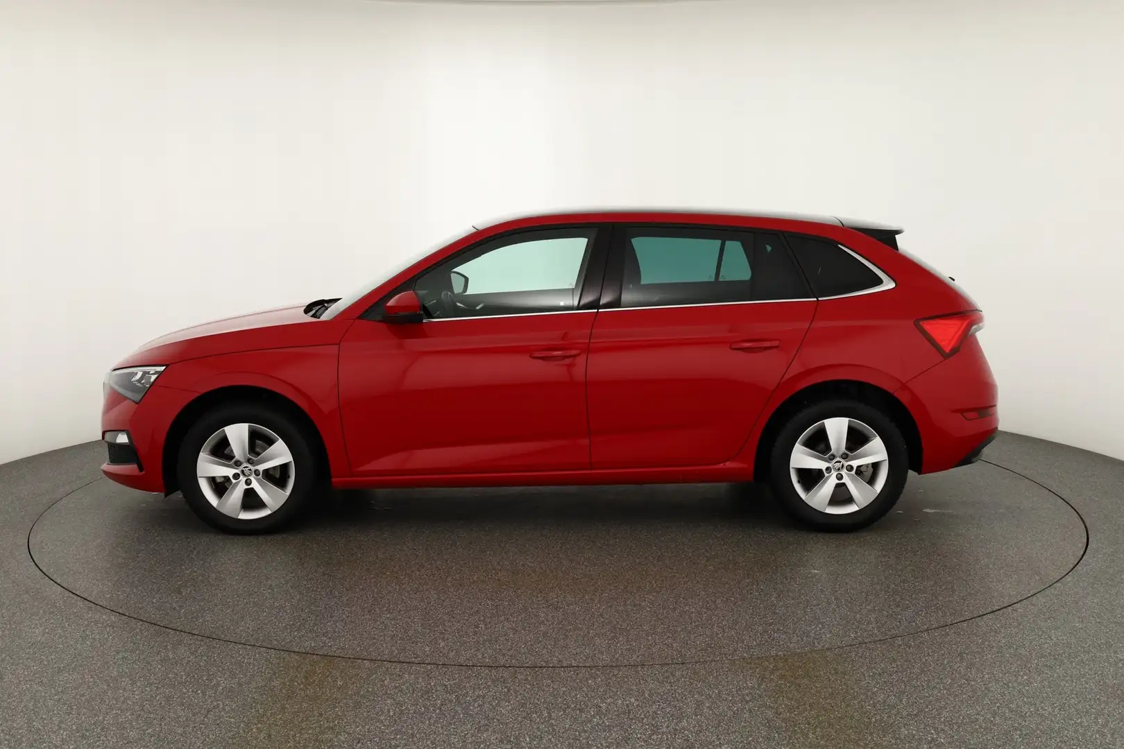 Skoda Scala 1.5 TSI DSG LED Tempomat Pano Rot - 2