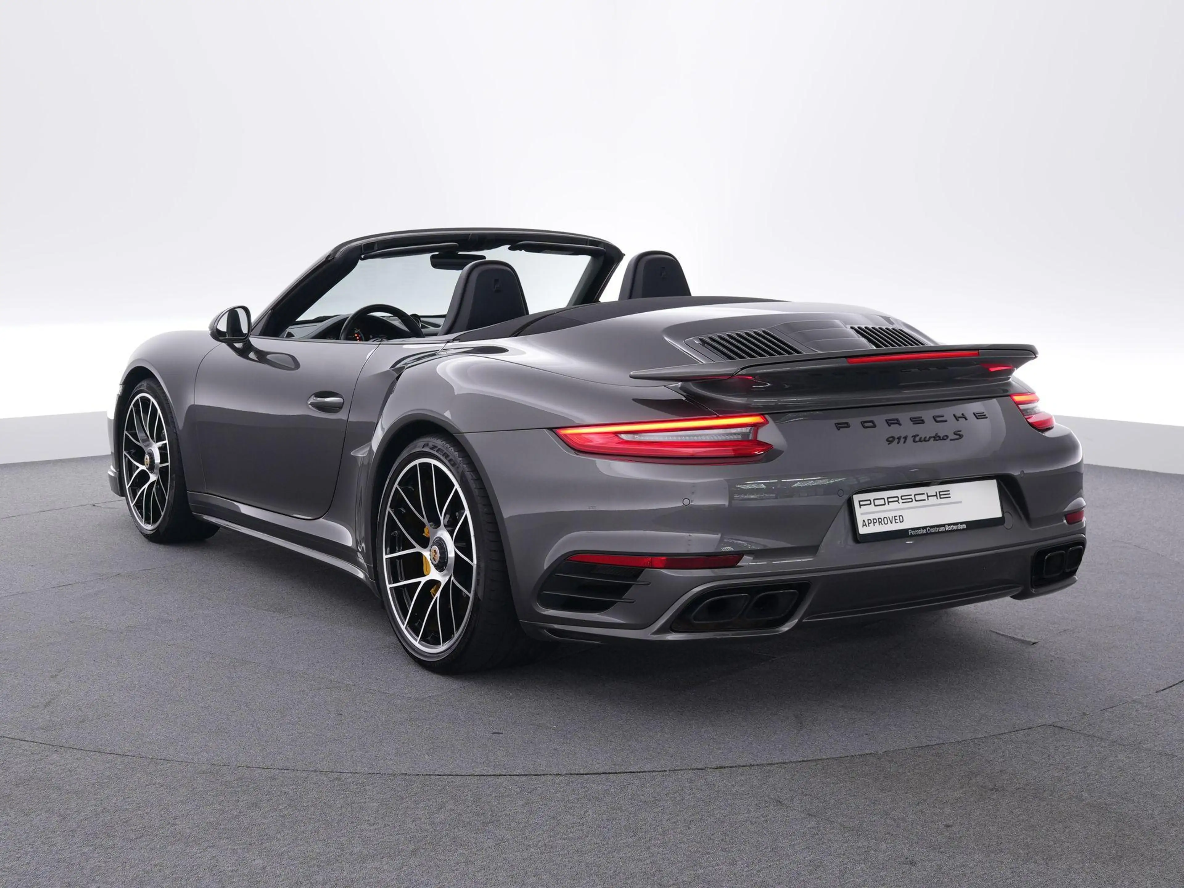 Porsche 991 Cabrio 3.8 Turbo S — photo 3