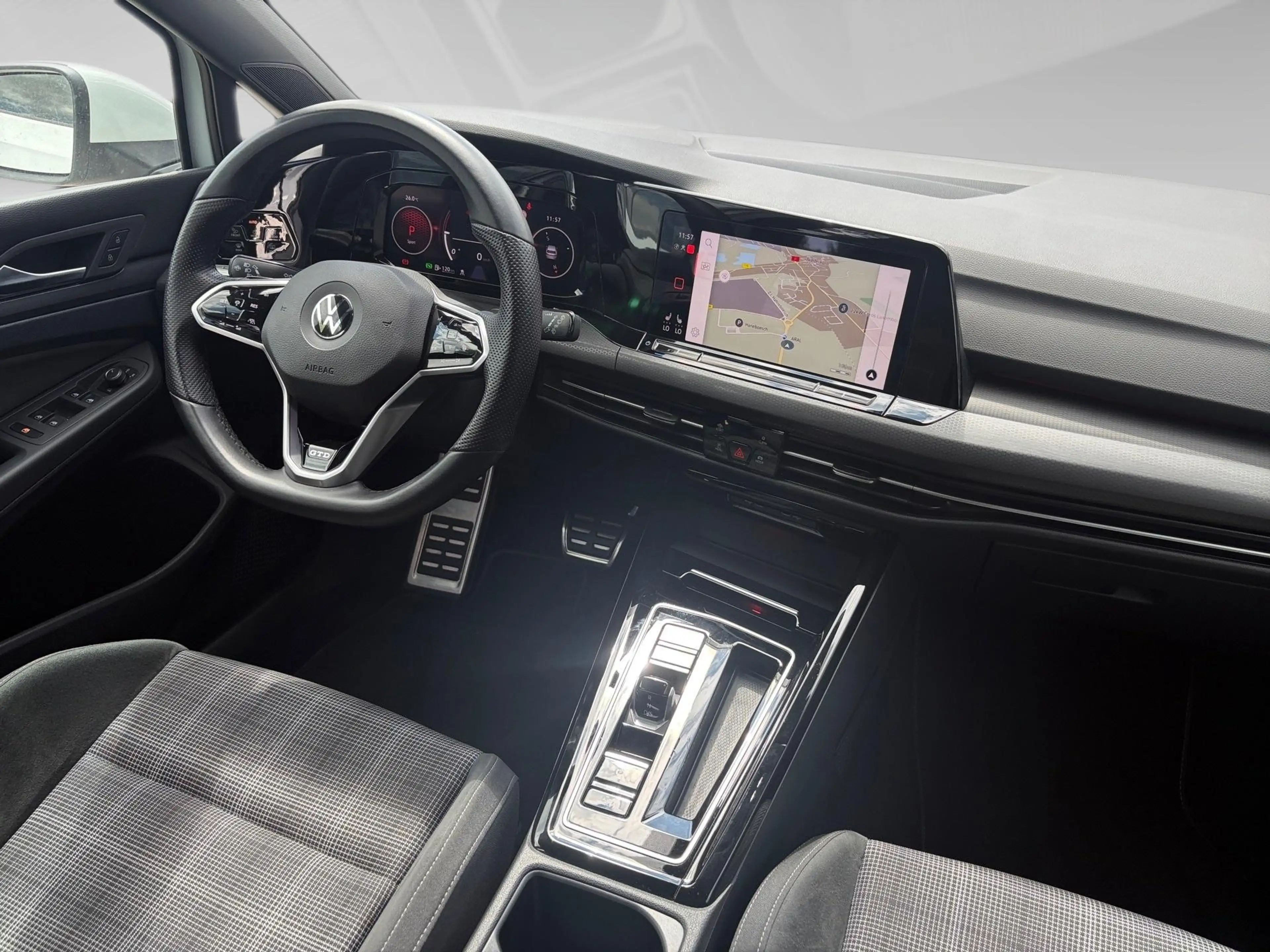 Volkswagen Golf GTD VIII 2.0 TDI 147kW DSG — photo 6