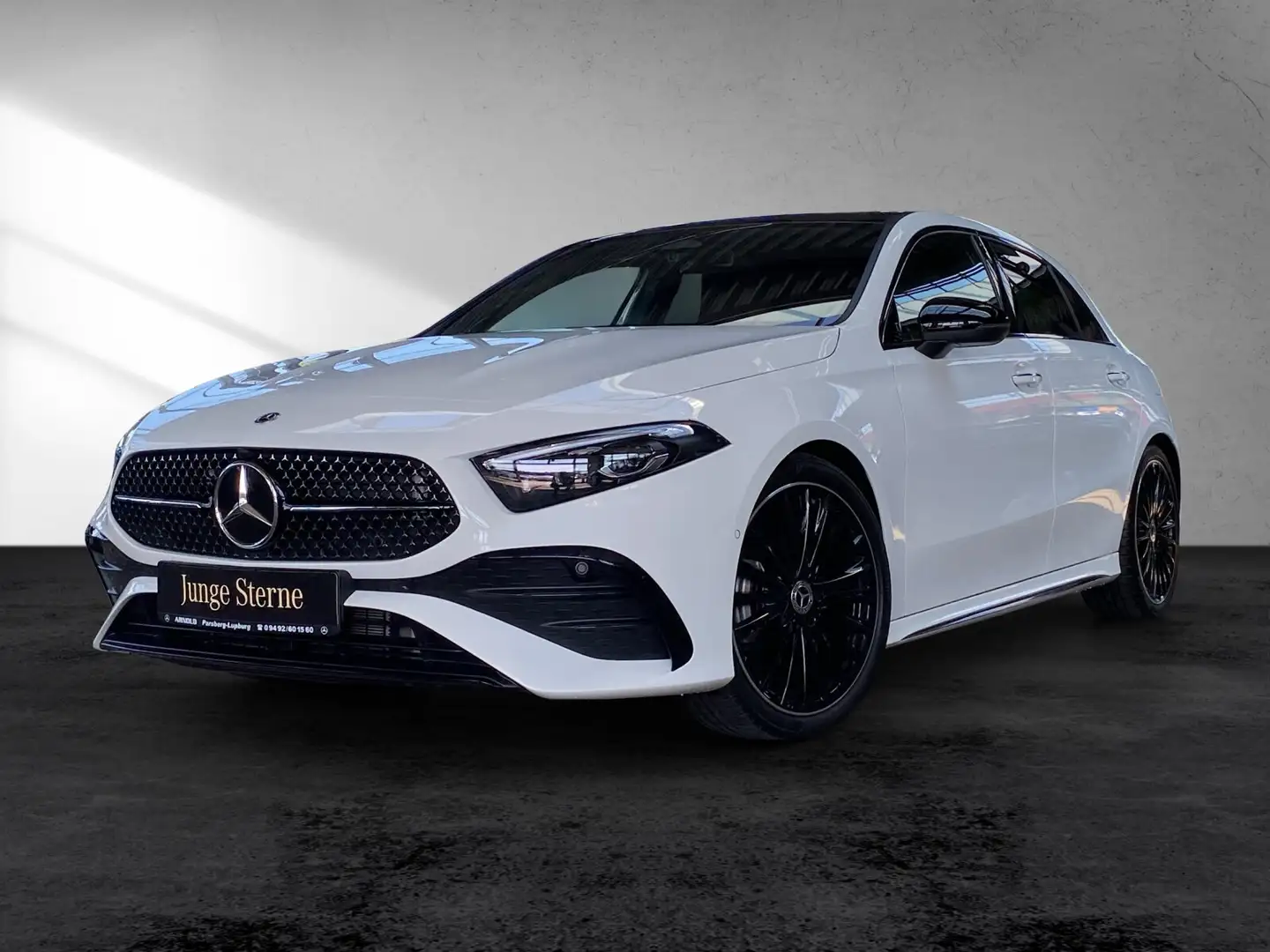 Mercedes-Benz A 180 A 180 AMG Line Night Kamera Burmester Pano  Navi Weiß - 2