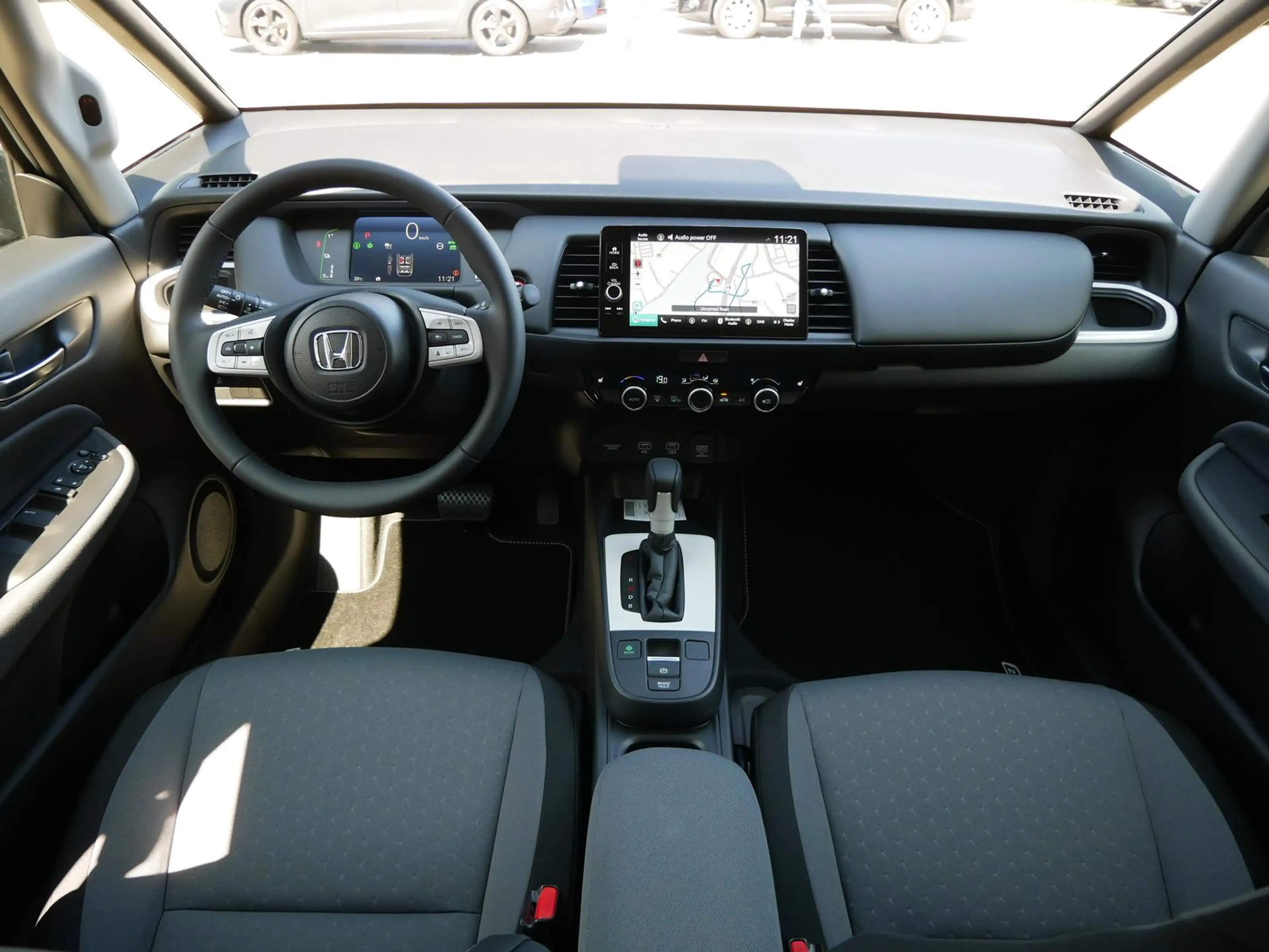 Honda Jazz 1.5 i-MMD Hybrid Elegance NAVI+ LED+Kamera — photo 10
