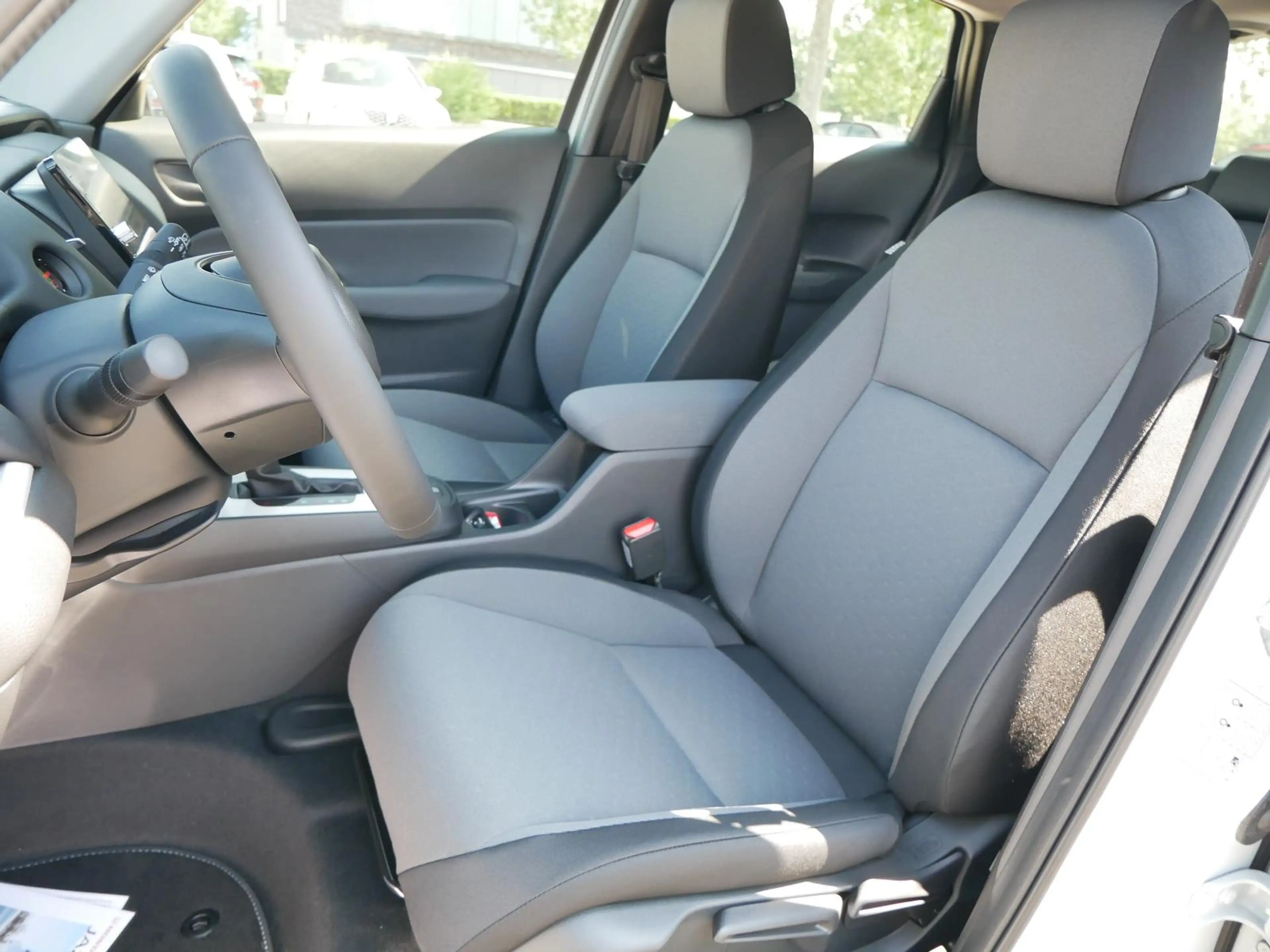Honda Jazz 1.5 i-MMD Hybrid Elegance NAVI+ LED+Kamera — photo 15