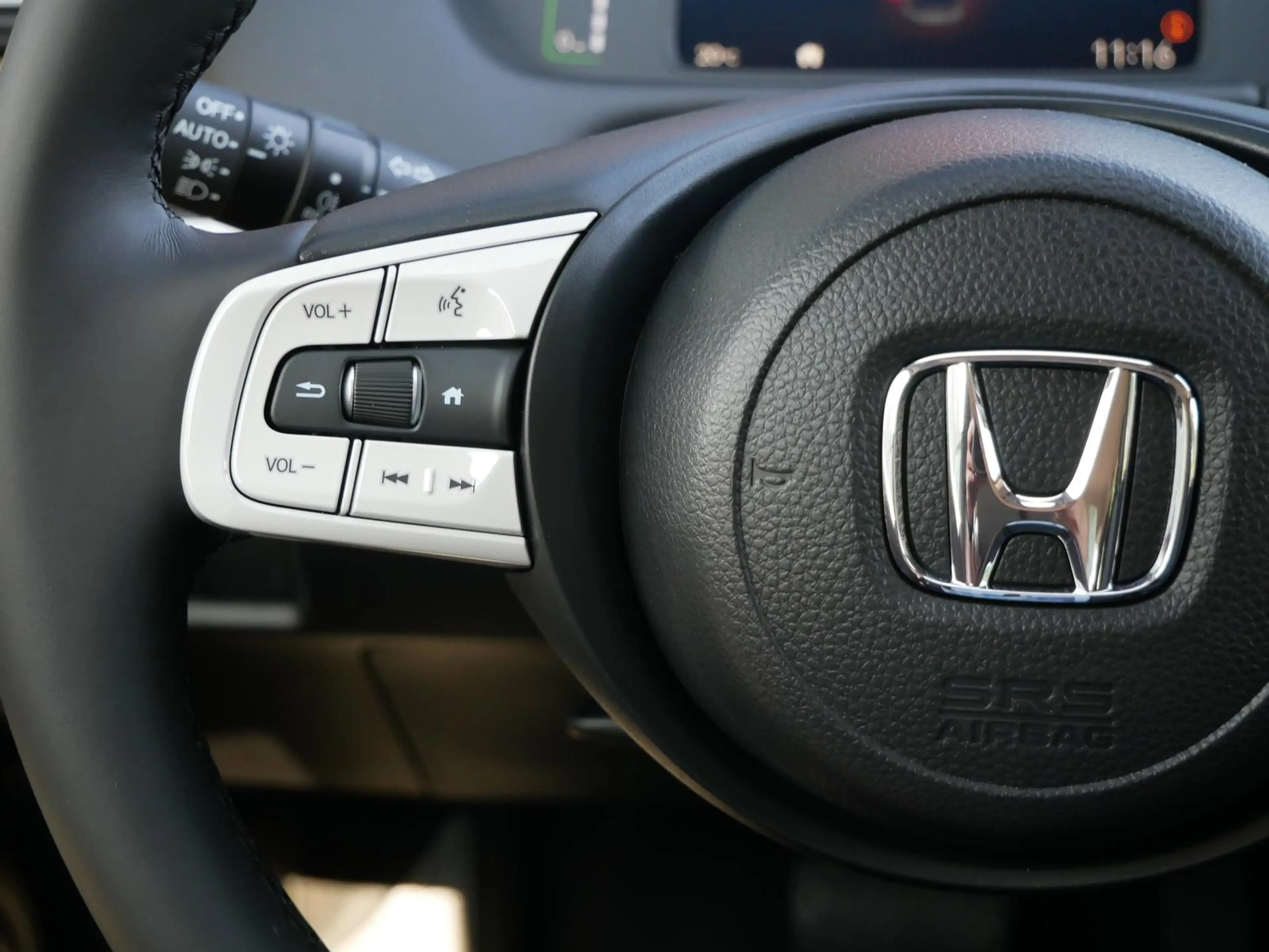Honda Jazz 1.5 i-MMD Hybrid Elegance NAVI+ LED+Kamera — photo 13