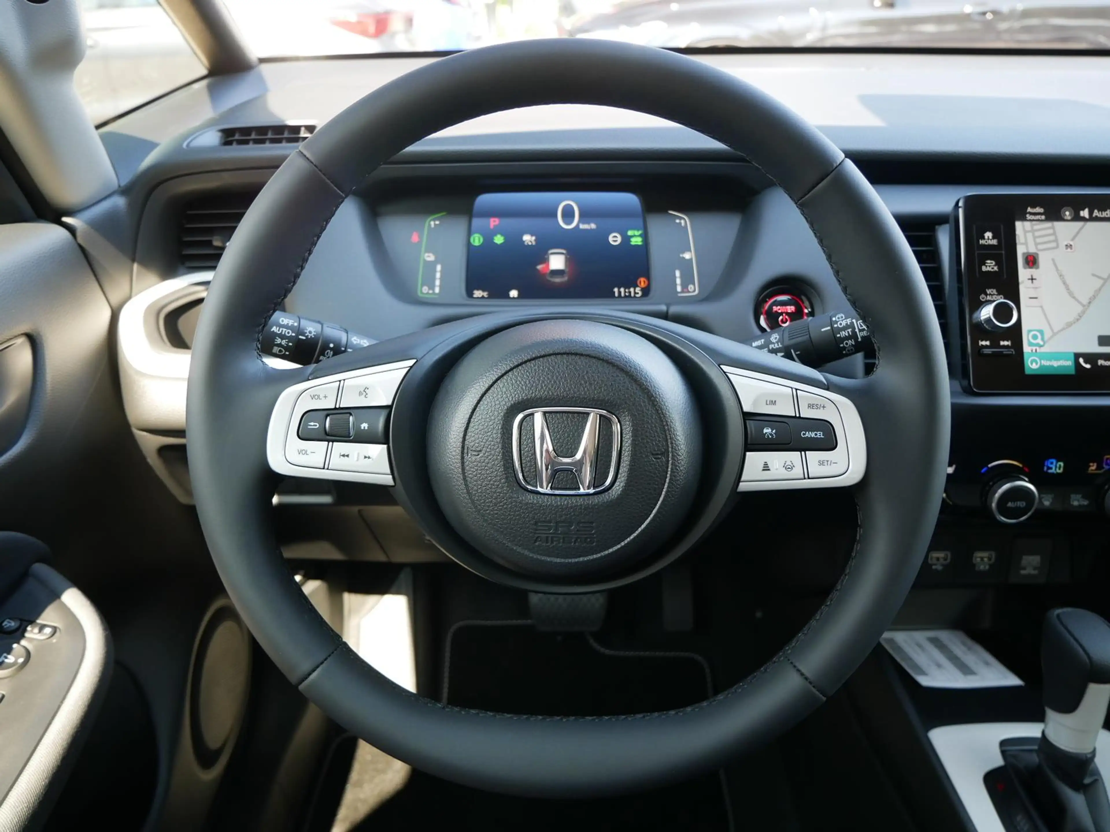 Honda Jazz 1.5 i-MMD Hybrid Elegance NAVI+ LED+Kamera — photo 12