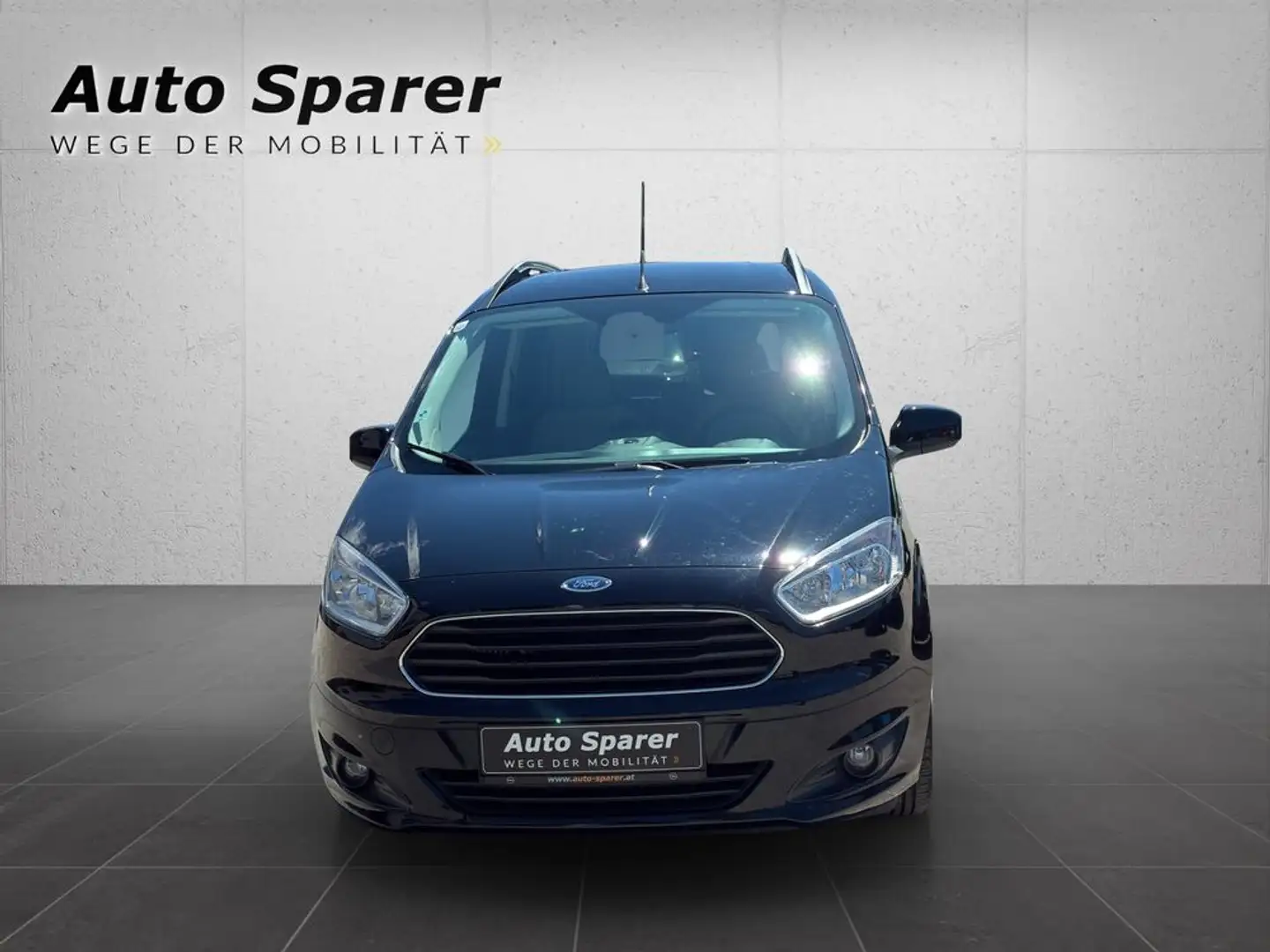 Ford Tourneo Courier Titanium Schwarz - 2