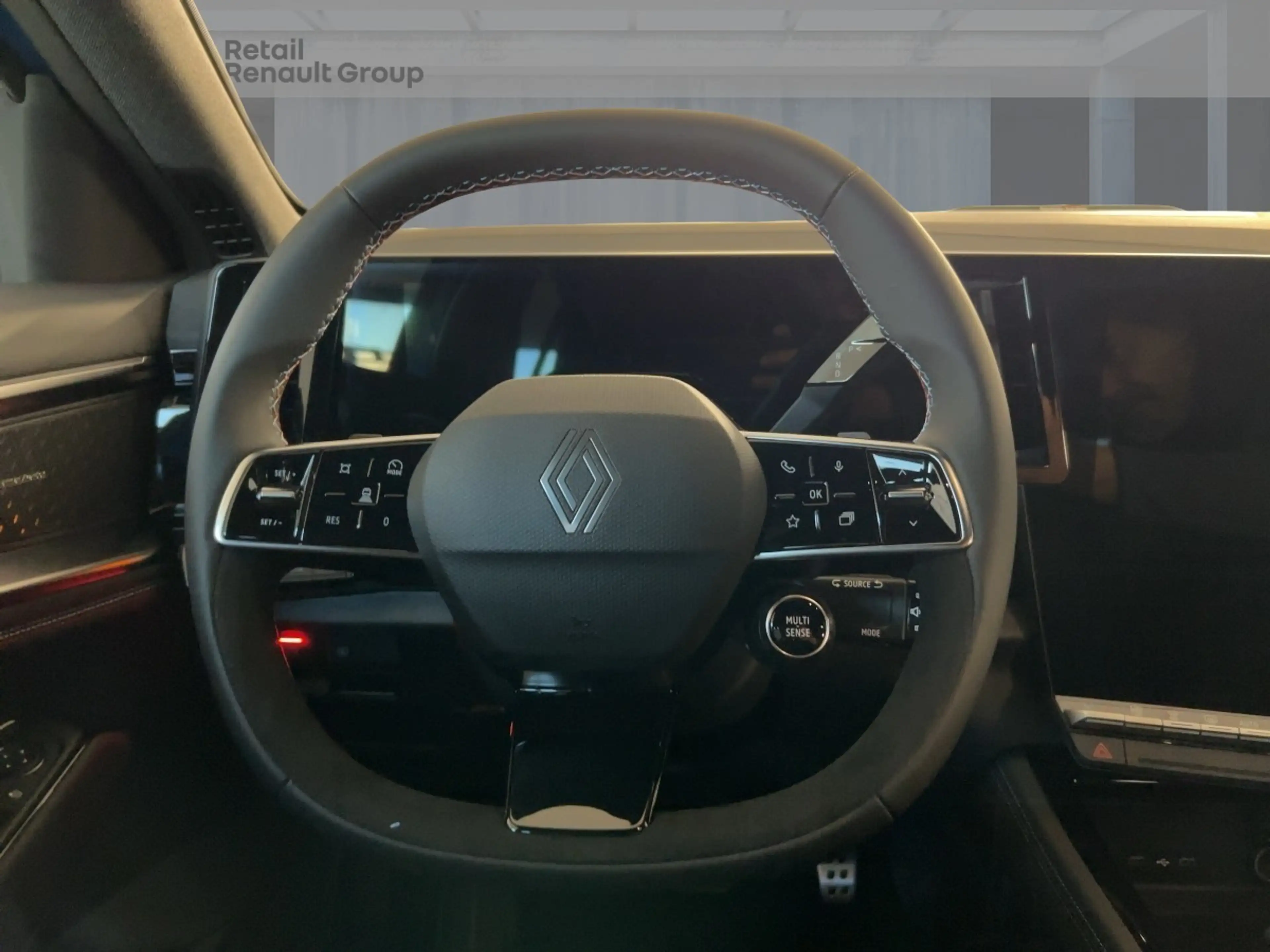 Renault Rafale Esprit Alpine E-Tech Plug-in Hybrid 300 4x4 — photo 11