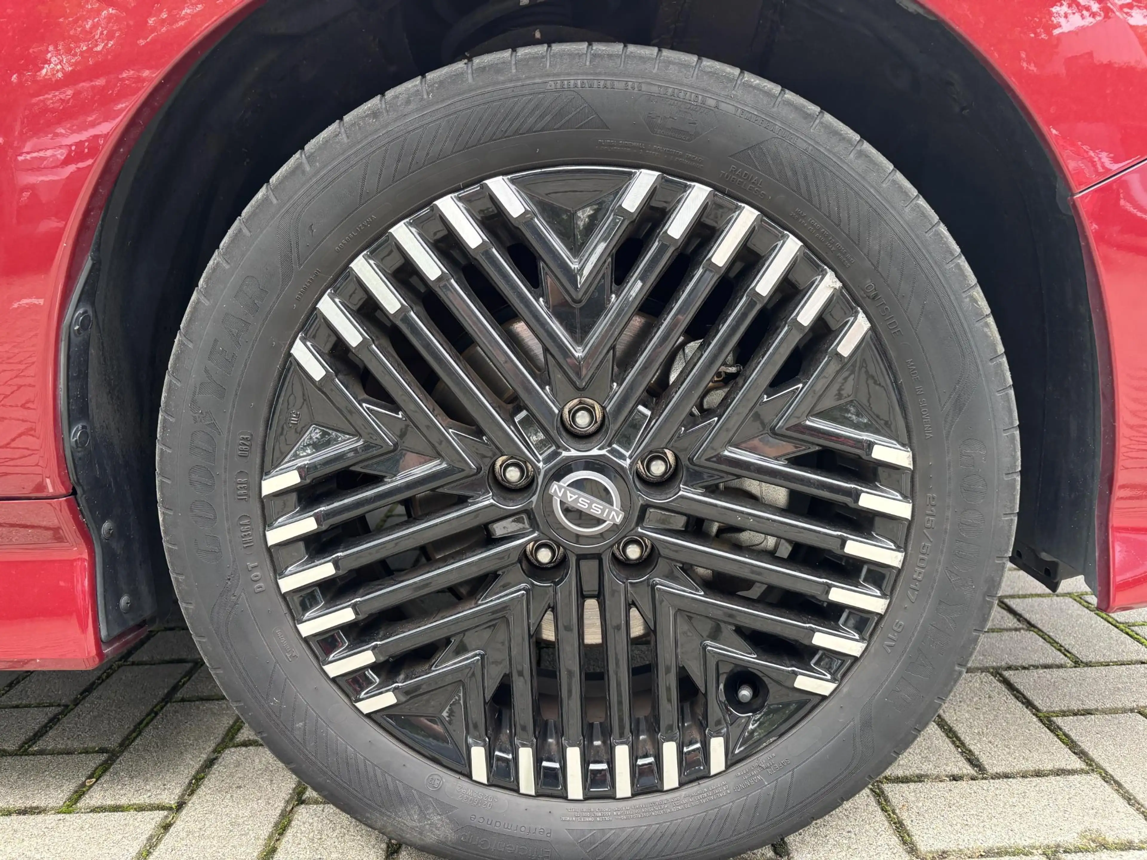 Nissan Leaf N-Connecta 40 kWh l voorstoelen verwarmd l Apple C — photo 26