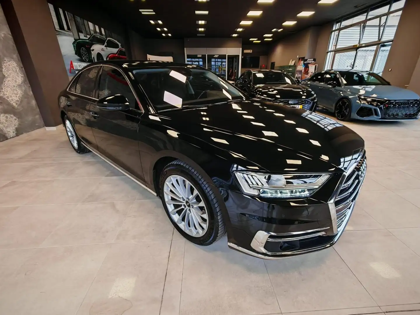 Audi A8 A8 3.0 TDI 286CV DIESEL HYBRID SLINE Nero - 2