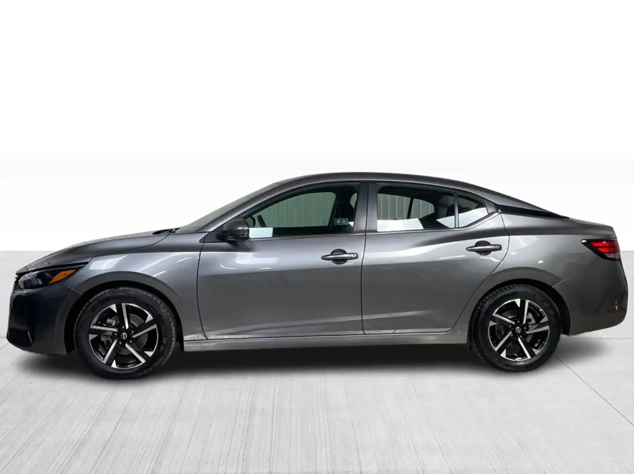 Nissan Sentra снимка Nissan Sentra