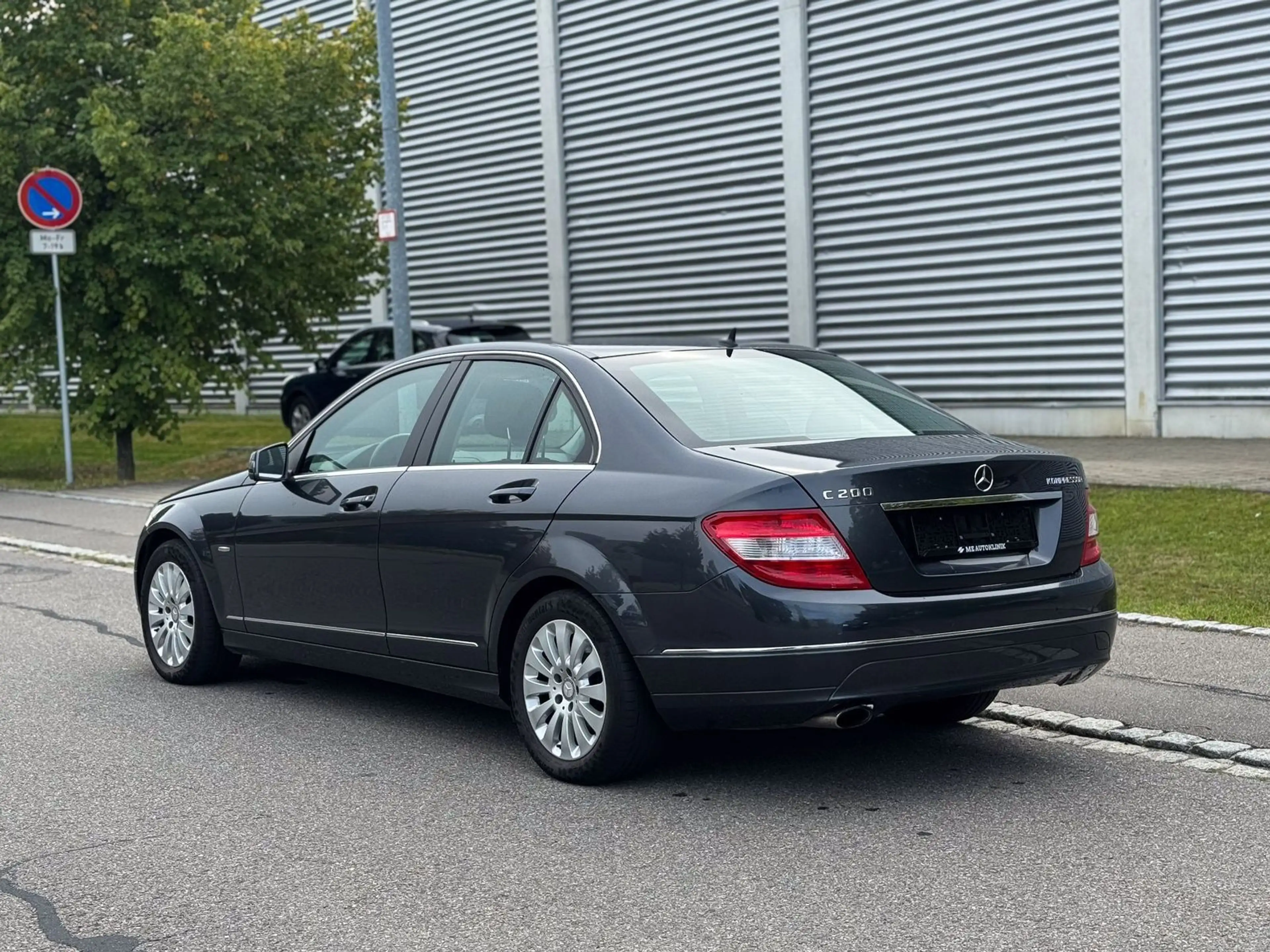 Mercedes-Benz C 200 K Elegance Automatik *SHZ*Navi*PDC — photo 6