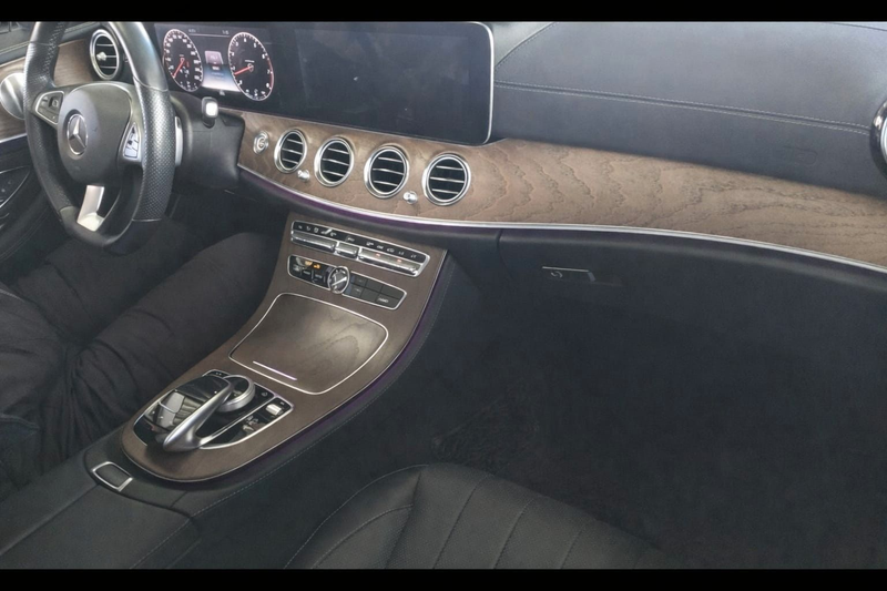 Mercedes-Benz E 400 E400 4Matic*ACC*NAV*LEDER*GARANTIE* — photo 4