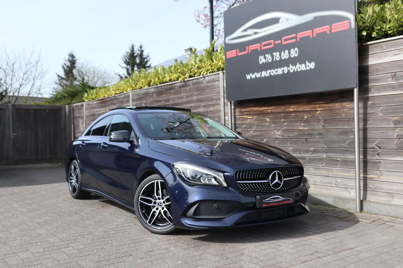 Mercedes-Benz CLA 180 d Aut./1 st eig /AMG/Night/Camera/Panodak/Gps/ Bleu - 1