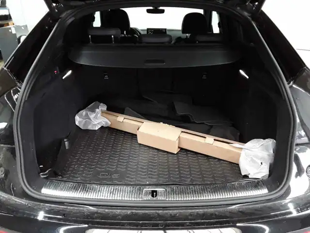 Audi Q5 view 15