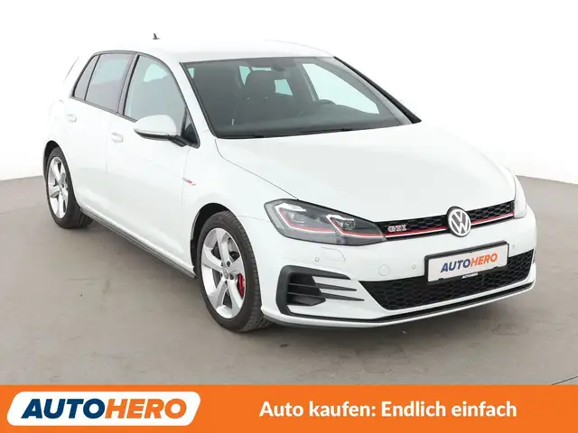 Volkswagen Golf view 8