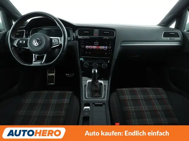 Volkswagen Golf view 12