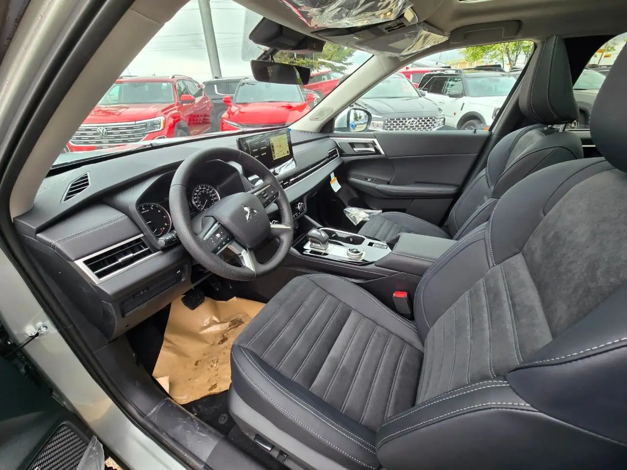 Mitsubishi Outlander снимка Mitsubishi Outlander