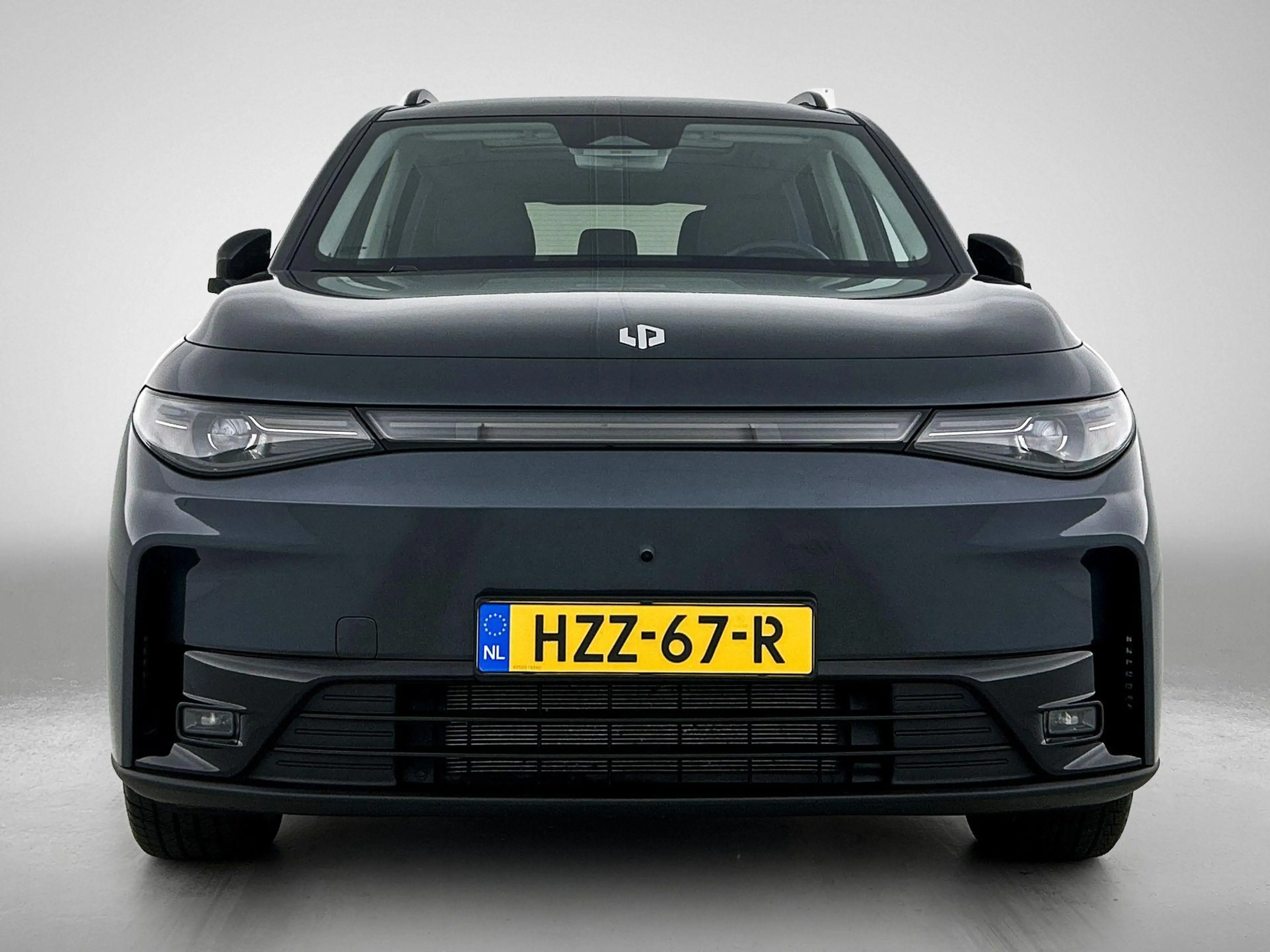 Leapmotor C10 Design REEV Plug-in Hybrid 215pk 28.4 kWh Automaat — photo 9