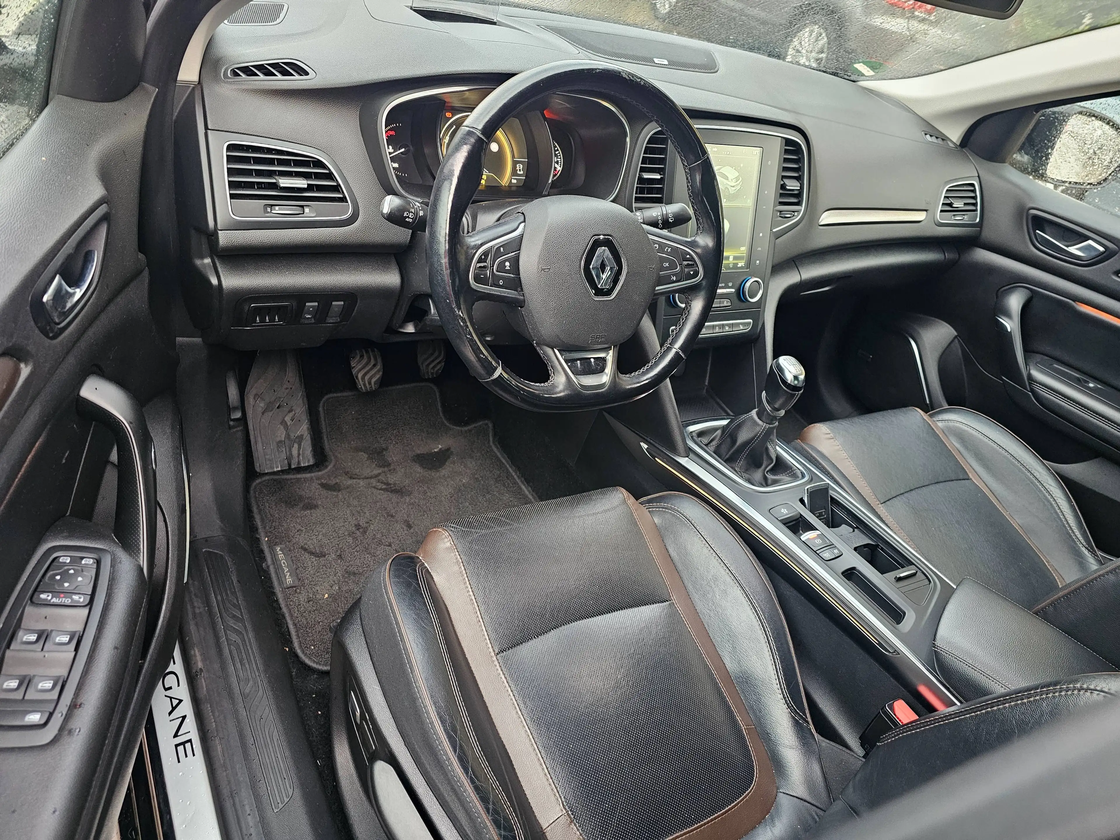 Renault Megane Symphony — photo 9