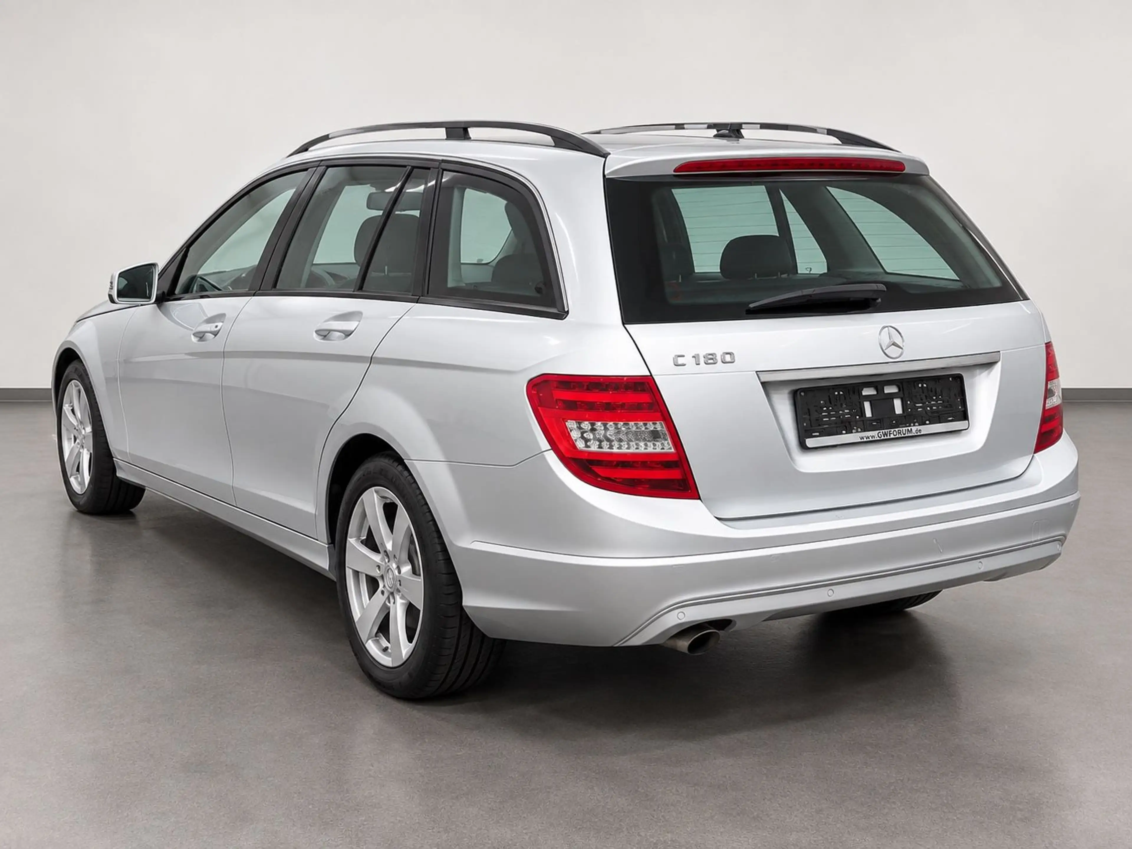 Mercedes-Benz C 180 CGI - AHK | NAVI | PTS | SHZ — photo 3