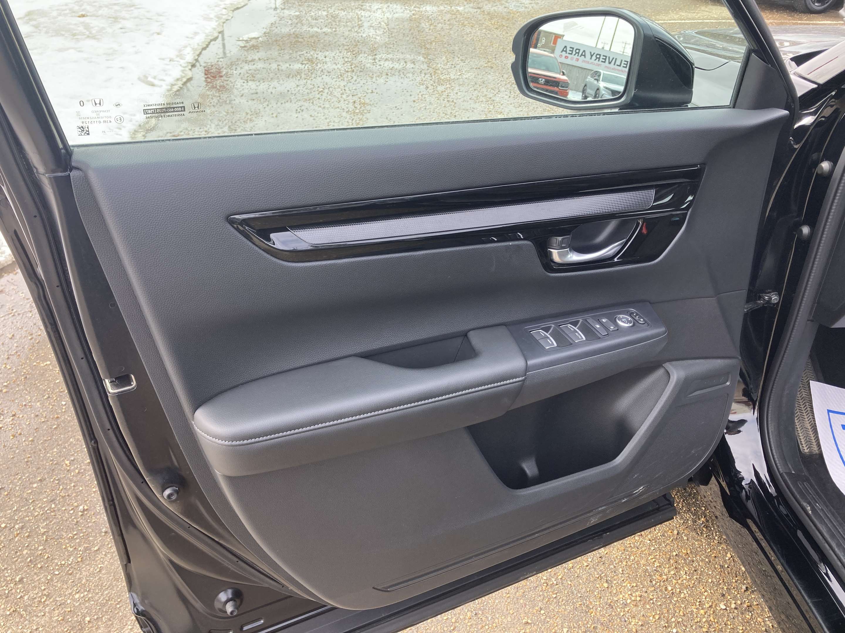 used 2025 Honda CR-V car, priced at $39,900