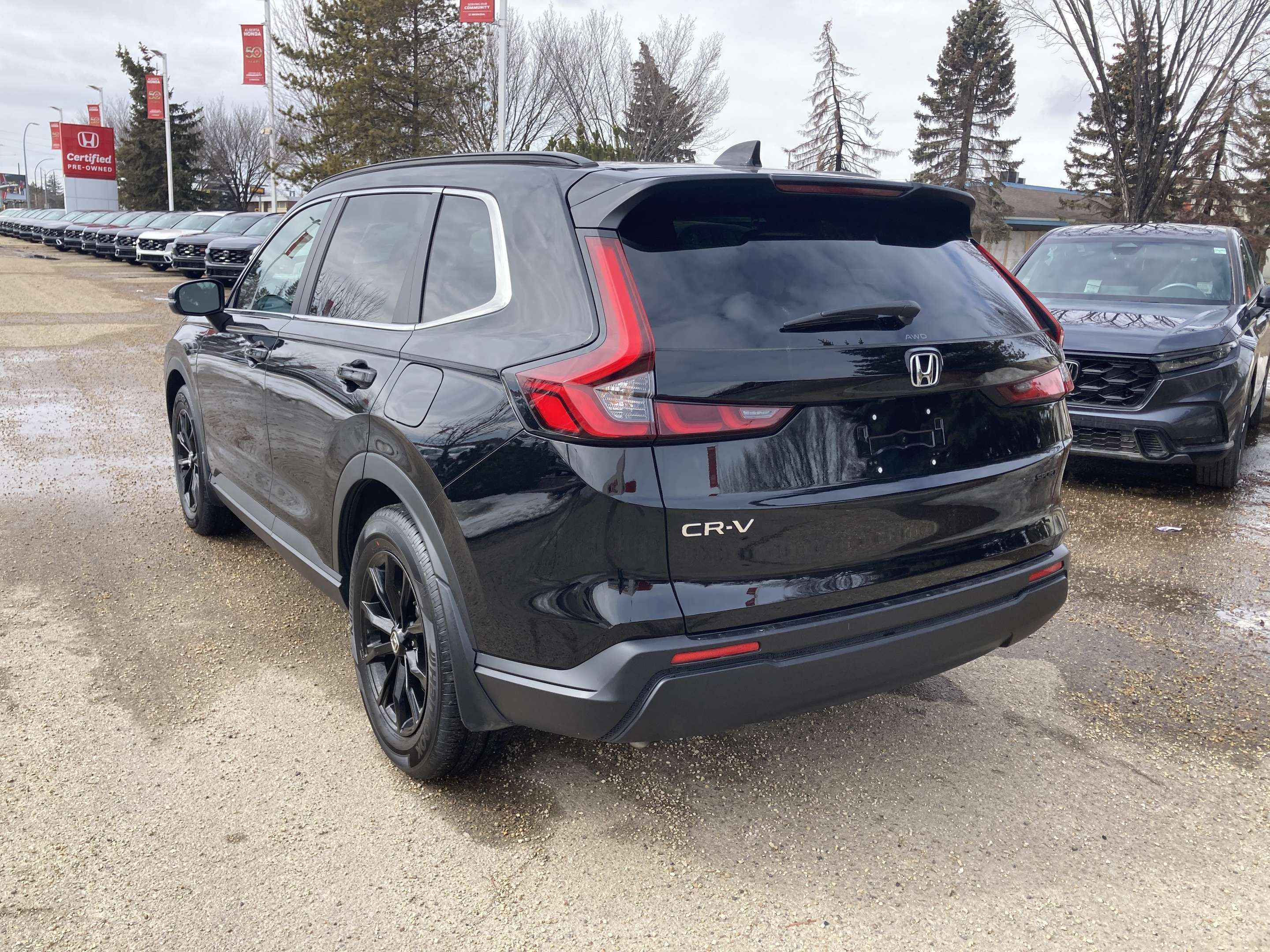 used 2025 Honda CR-V car, priced at $39,900
