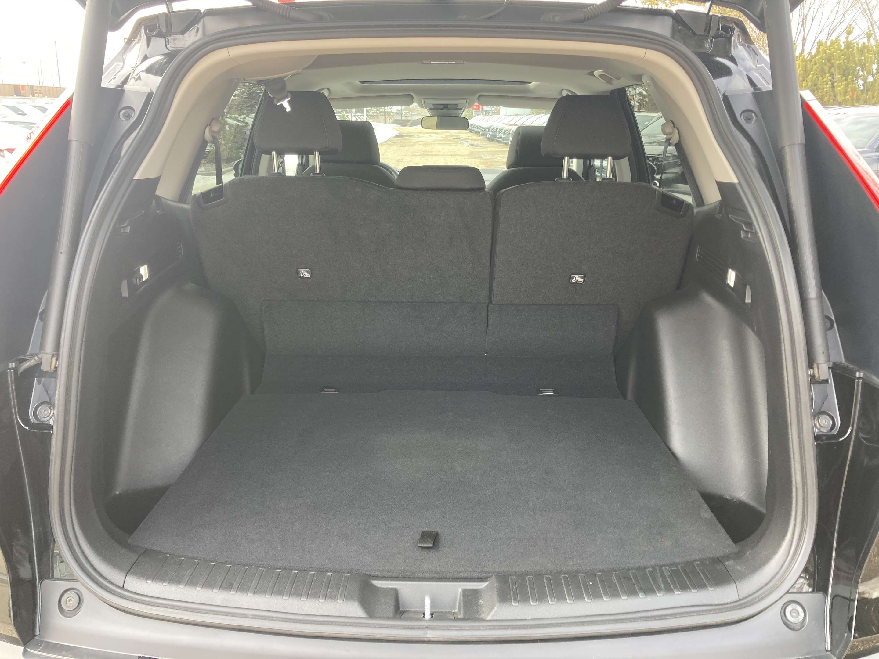 used 2025 Honda CR-V car, priced at $39,900