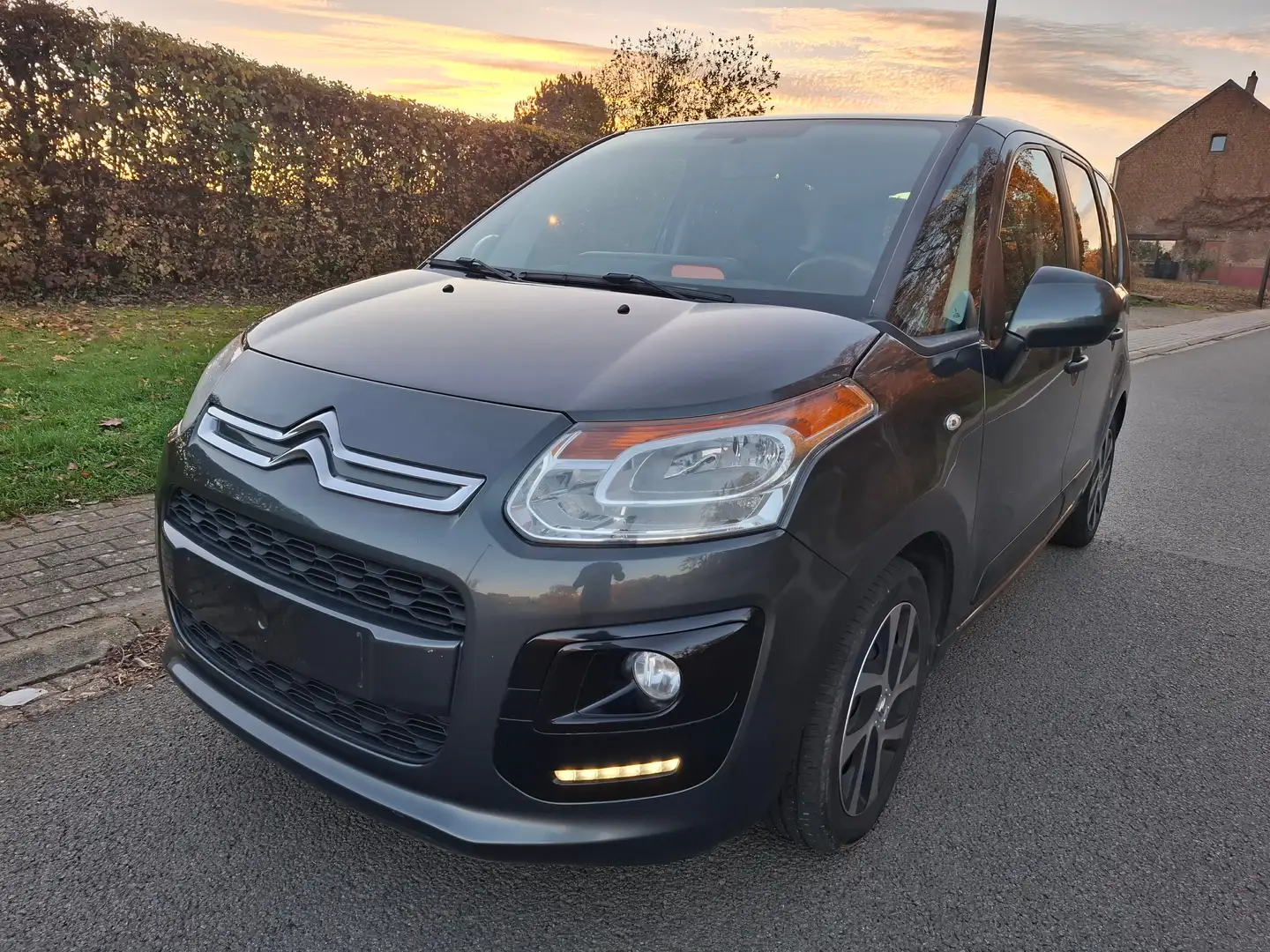 Citroen C3 Picasso C3 Picasso 1.6 BlueHDi Seduction Gris - 1