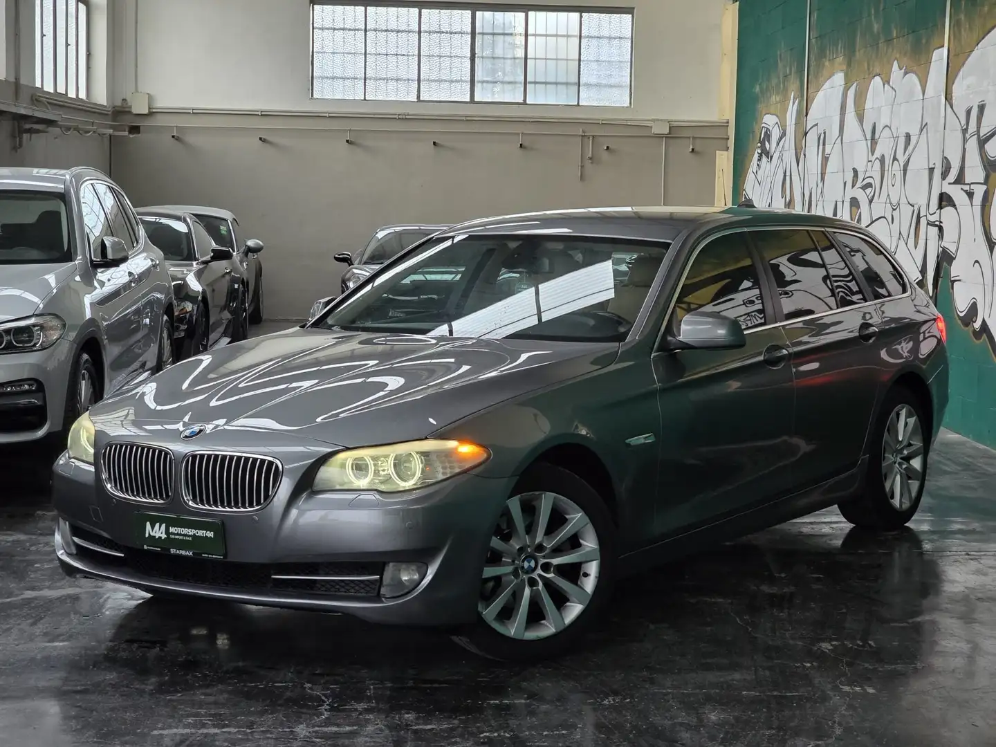 BMW 520 Serie 5 F11 Touring 520d Touring Business auto Argento - 1