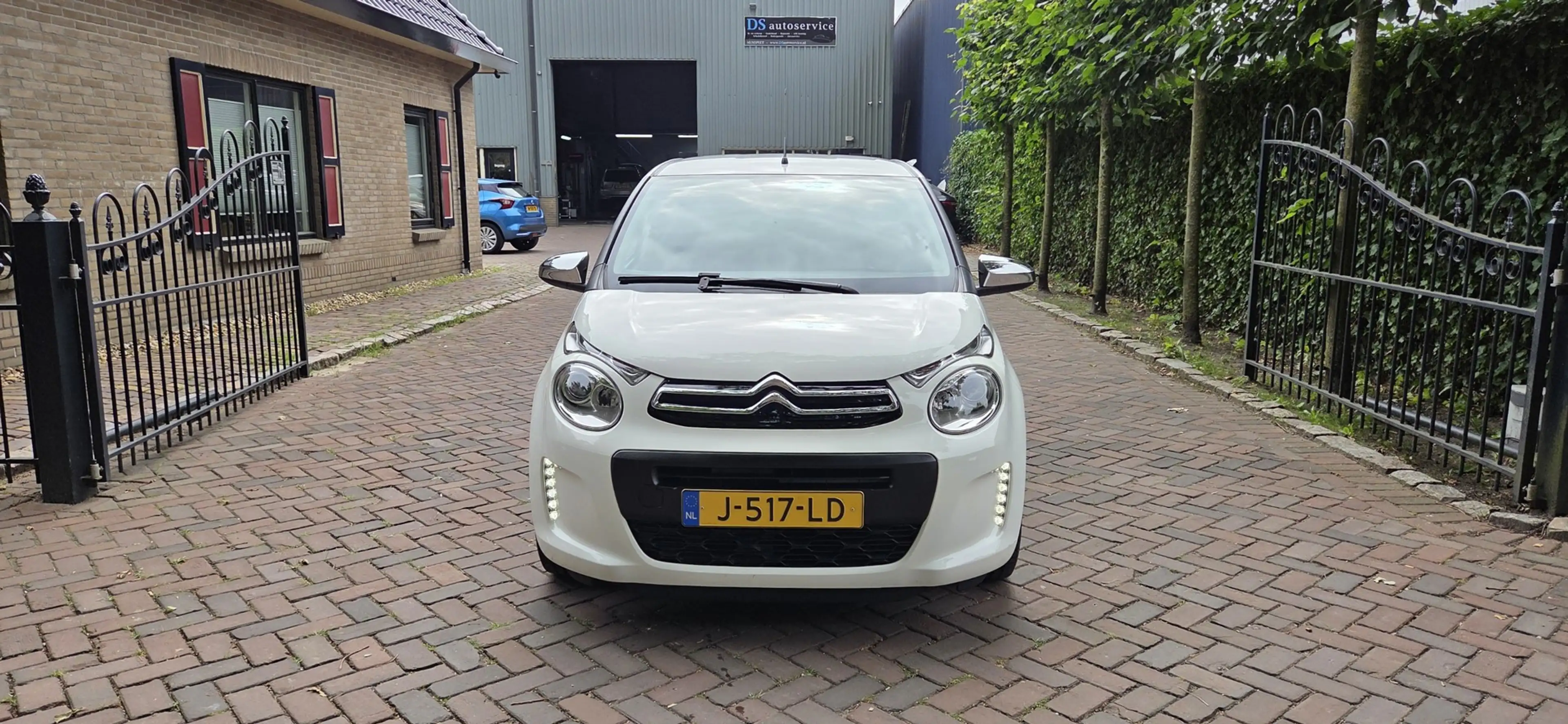 Citroen C1 1.0 VTi Feel — photo 2